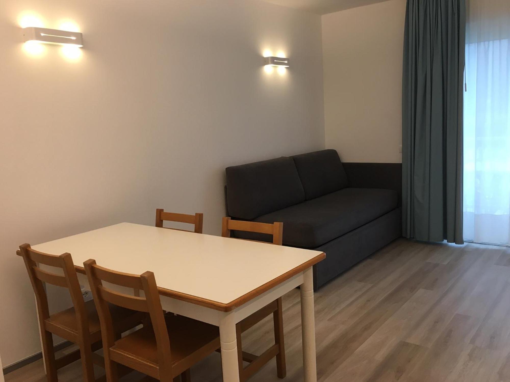 Residence Marina Riva del Garda Pokoj fotografie