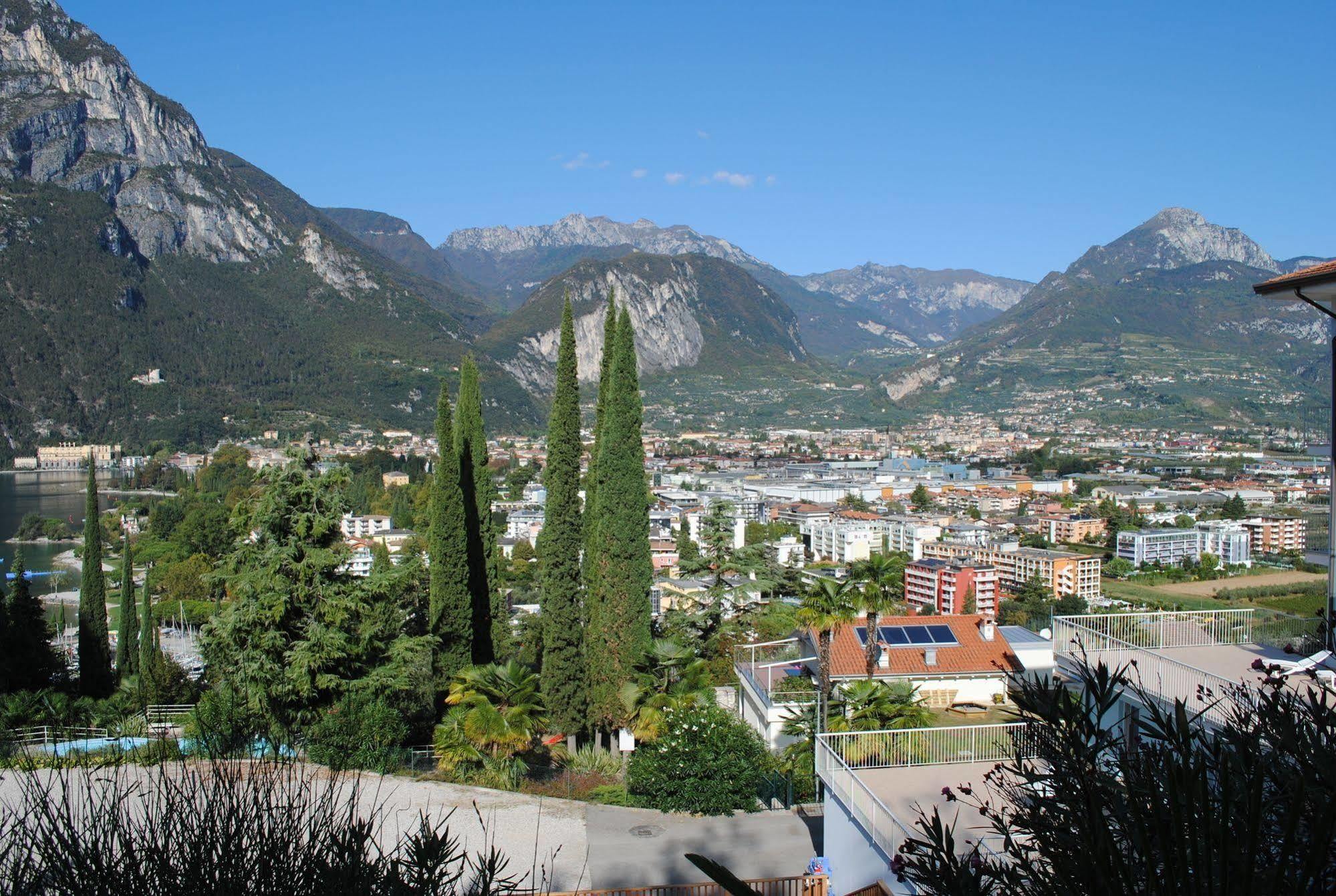 Residence Marina Riva del Garda Exteriér fotografie